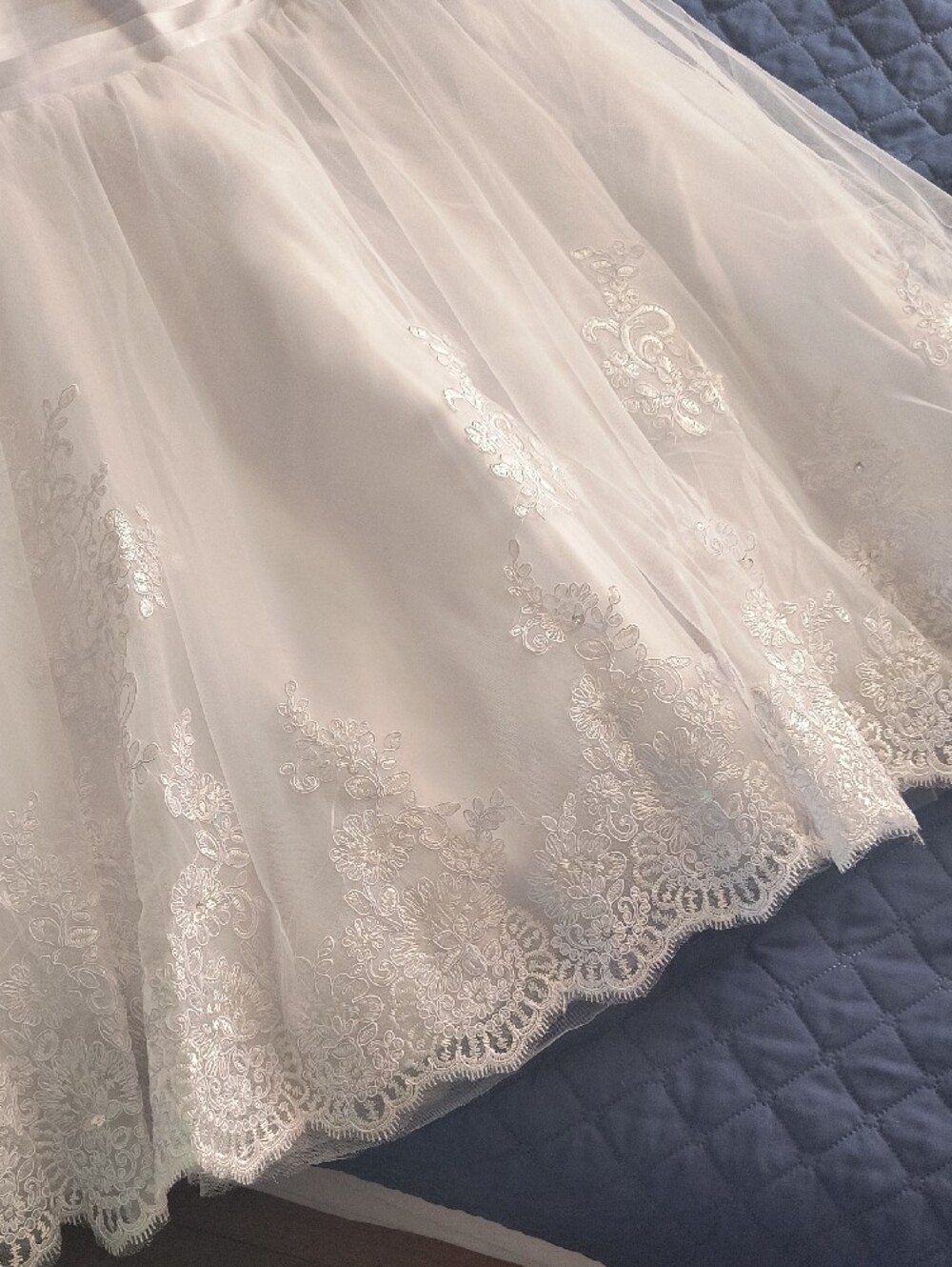 NEW White Lace Embellished Knee Length Bridal Dress - Picture 6 of 10